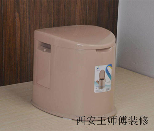 活动马桶好用吗 移动马桶使用后该怎么清洗