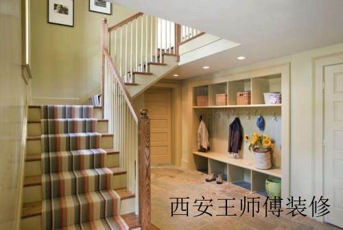 复式楼楼梯注意事项 楼梯装修需谨记