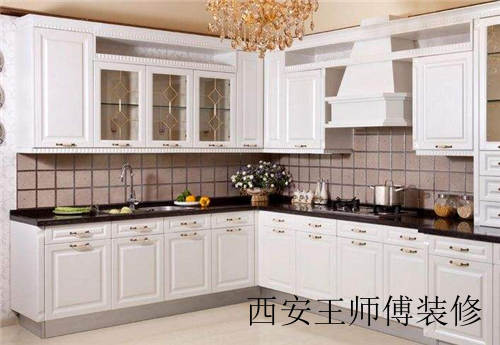 厨柜颜色哪种好看 橱柜色彩搭配注意事项