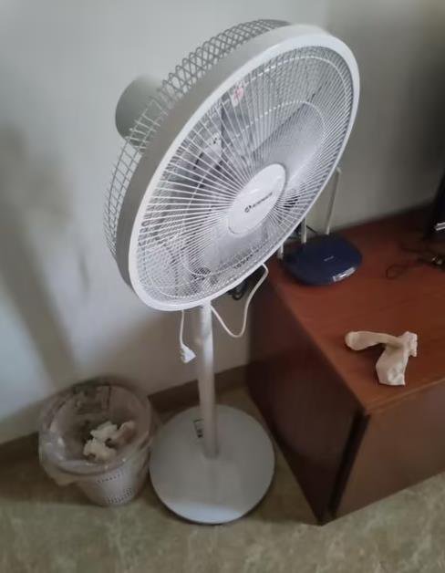 新电风扇声音大怎么办