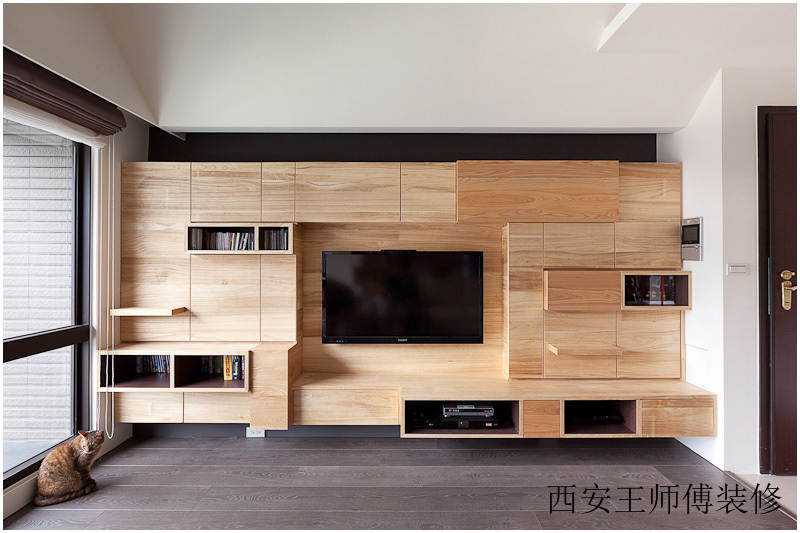 简约清新原木电视收纳背景墙设计装饰欣赏图