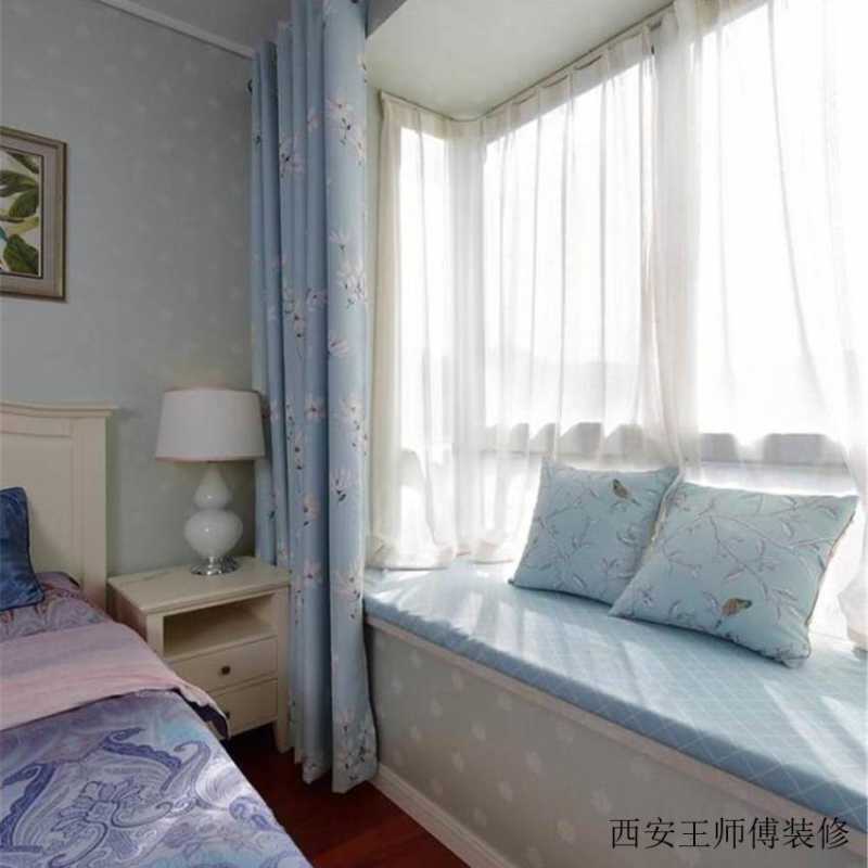 美式风格卧室飘窗装饰图