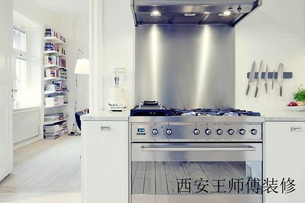 时尚简约厨房 不锈钢灶具装饰图
