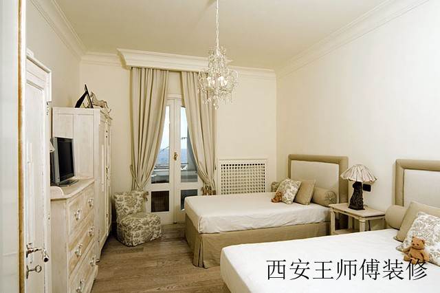 古典欧式双儿童房装潢图