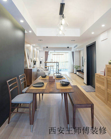 实木北欧餐厅餐桌效果图