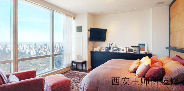 现代小户型卧室落地窗设计