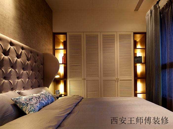 现代美式卧室衣柜设计