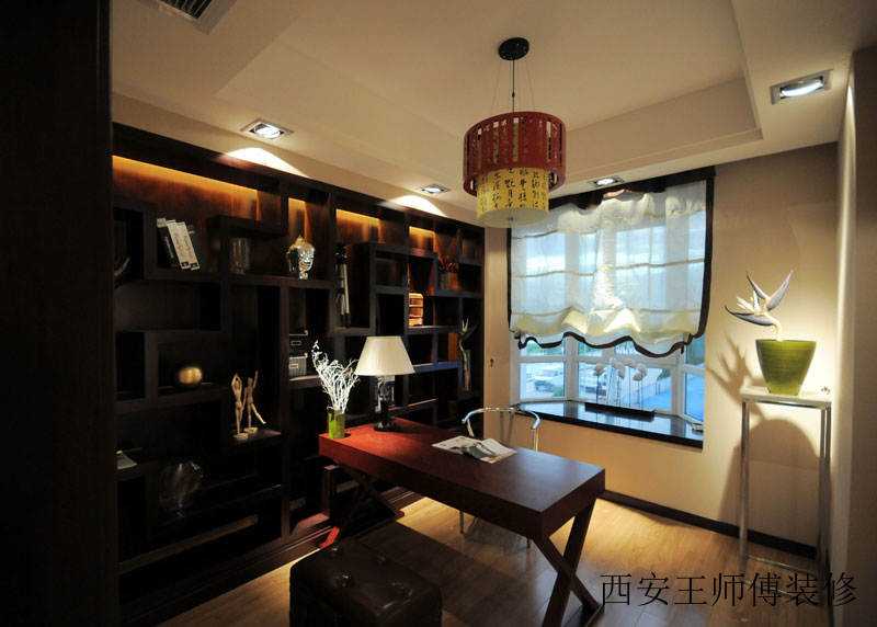 新中式风格书房黑色博古架装饰效果图