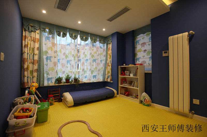 色彩混搭儿童房窗帘装饰搭配图