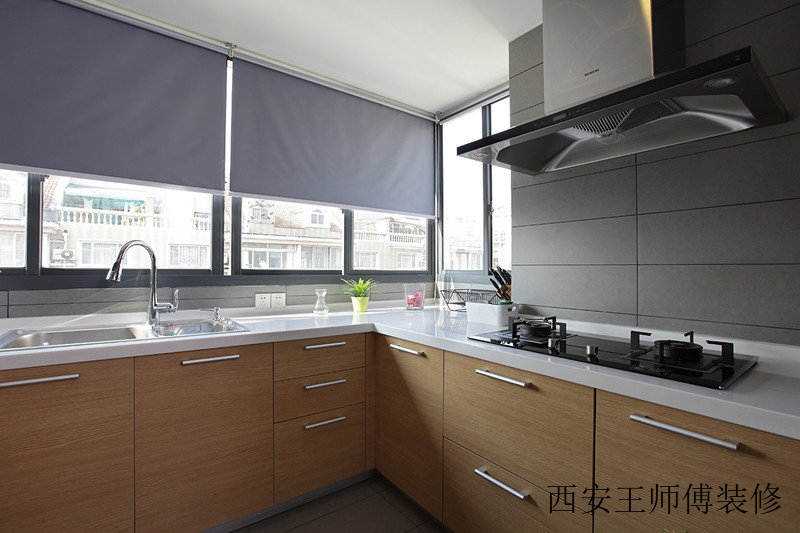 简约厨房采光窗户设计