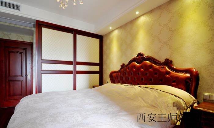 红木欧式古典风格主卧装饰欣赏图