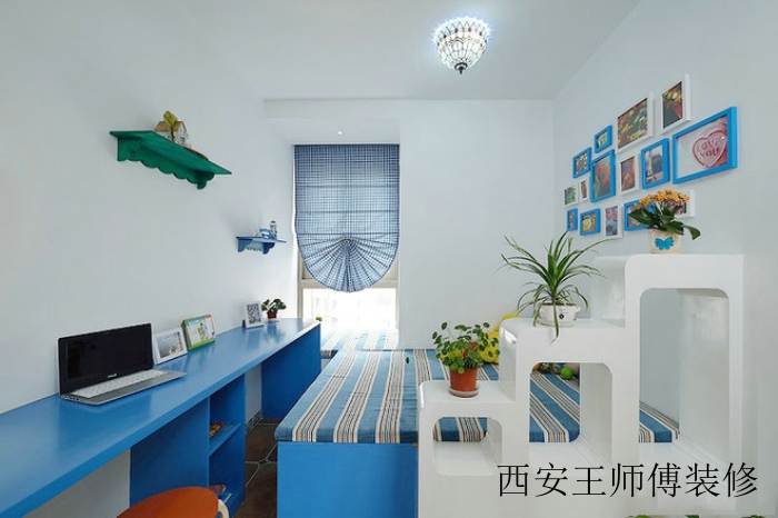 蓝白地中海风格儿童房装饰图