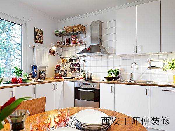 北欧单身公寓厨房橱柜装饰图
