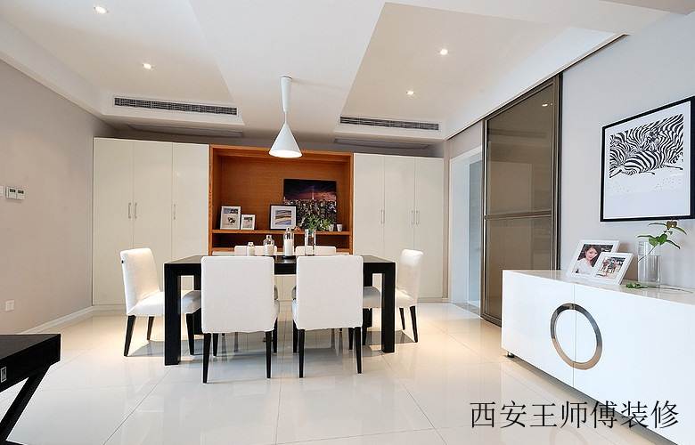 明亮简约复式餐厅吊顶装修设计图