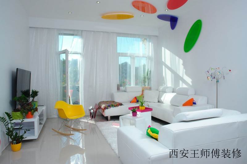 超纯净明亮简约客厅软装色彩点缀装饰效果图