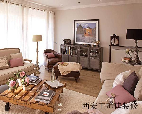 欧式风格客厅软装设计