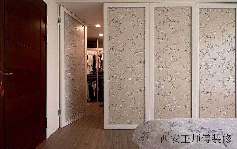 简欧风格卧室衣帽间隐形门设计装修效果图