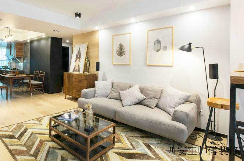 北欧客厅灰色沙发装饰图