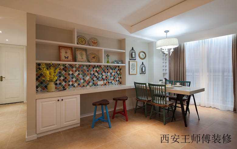 舒适悠闲美式餐厅装修设计图