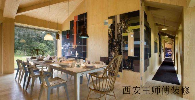 原木现代简约别墅餐厅效果图