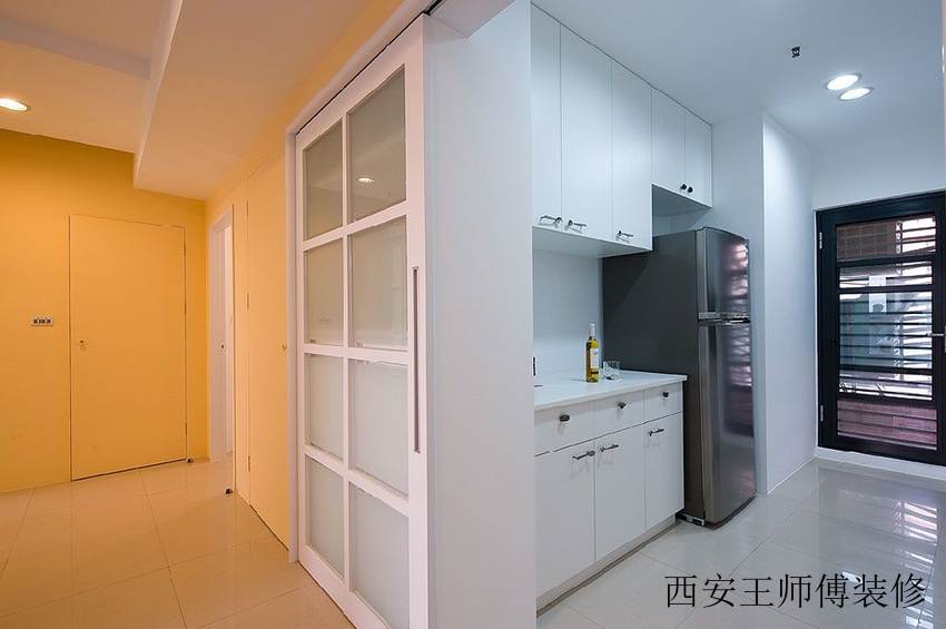 唯美简约厨房装修展示图