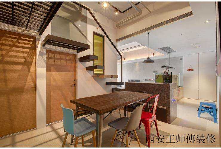 简约工业风复式餐厅设计装修图