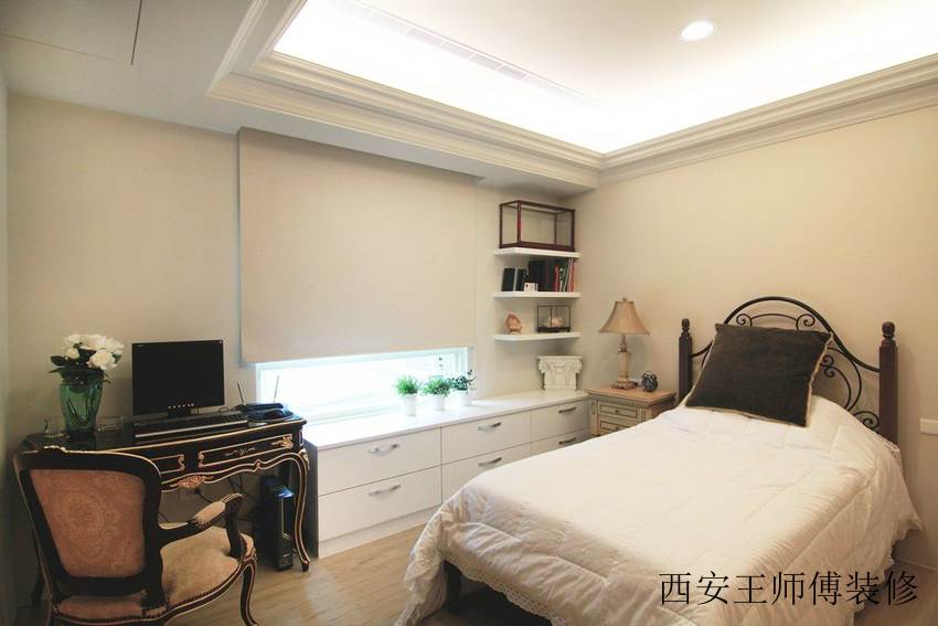 简约现代卧室装修效果图