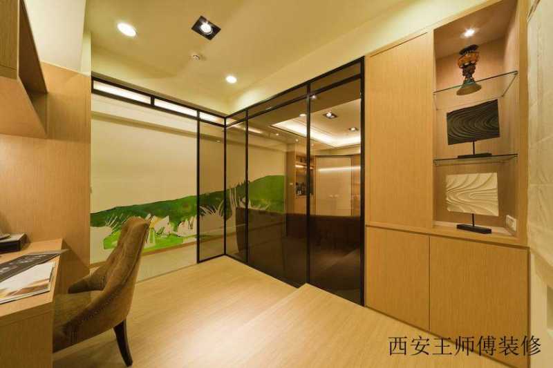 现代家居书房玻璃门隔断设计