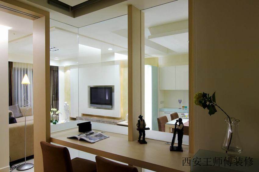 简约设计书房玻璃隔断装饰图