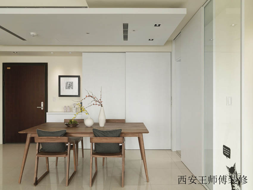 现代简约风格餐厅实木餐桌椅装饰效果图
