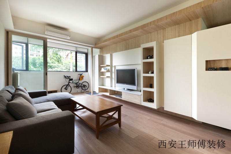 温馨简约现代客厅隔断设计