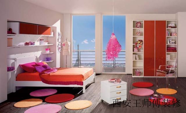 暖色调现代女儿房装饰案例图