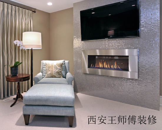 奢华欧式客厅 银白色马赛克背景墙设计