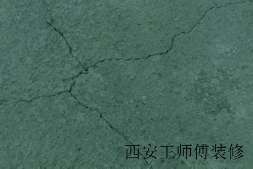 墙面裂缝的原因有哪些 墙面裂缝处理方法！