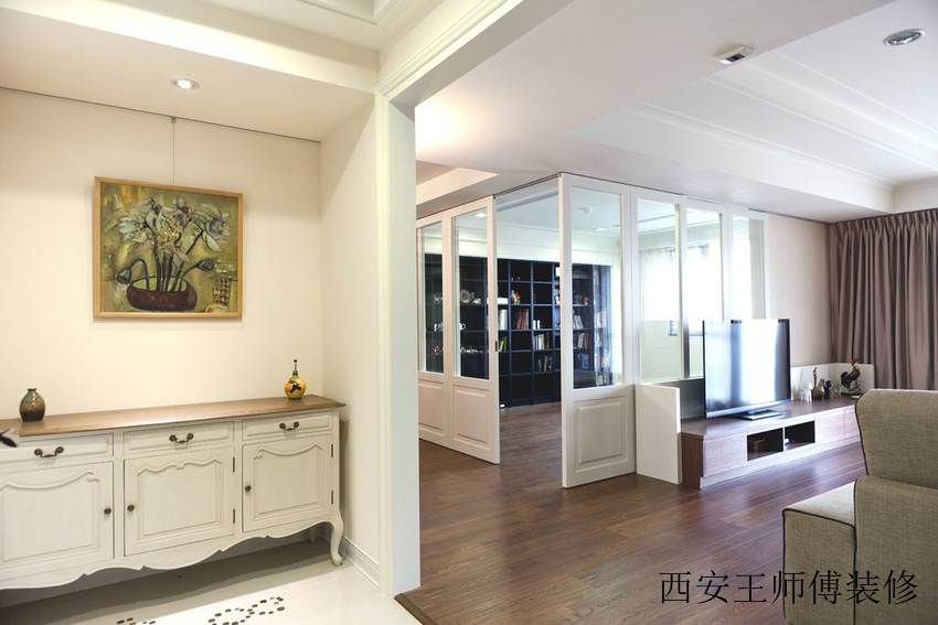 简美式家居玄关挂画欣赏