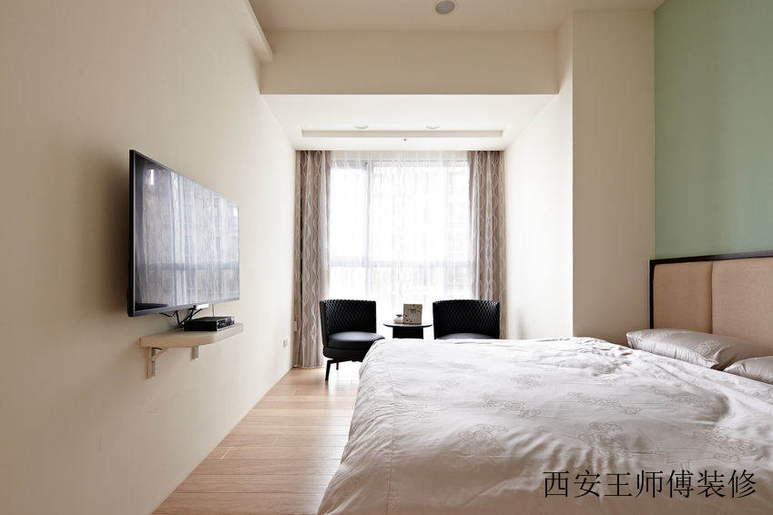 12平简约现代卧室设计装修图
