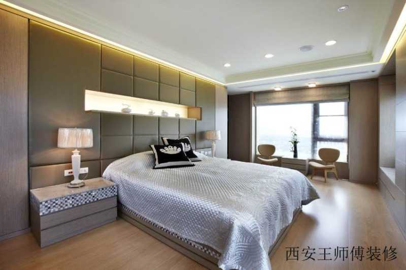 时尚现代卧室软包背景墙设计
