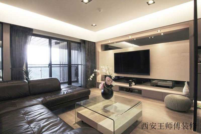 现代简约设计客厅阳台隔断图