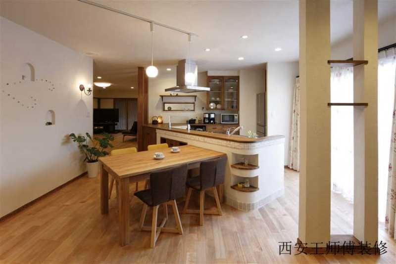 原木清新现代日式餐厨房一体设计装修图