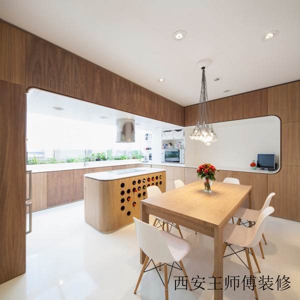 现代简约装修餐厅欣赏图