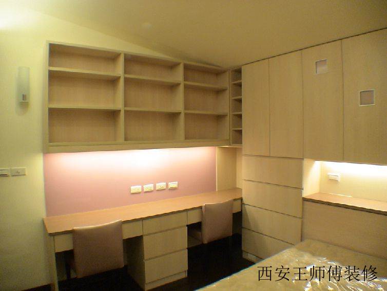 简约家居整体书桌柜设计