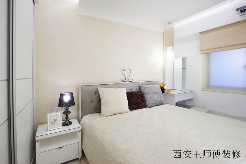 简约现代装修卧室局部图