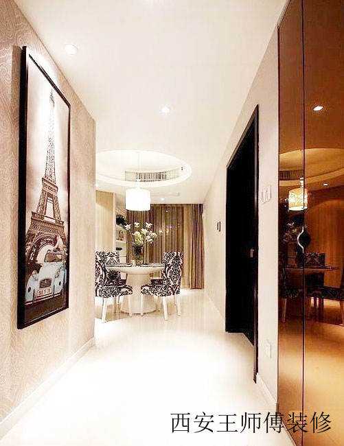 华丽大气简欧风餐厅 过道吊顶效果图