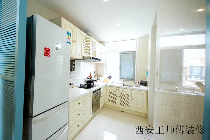 地中海风格厨房装修效果图