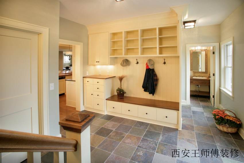 一居室家装进门玄关鞋柜设计装修效果图