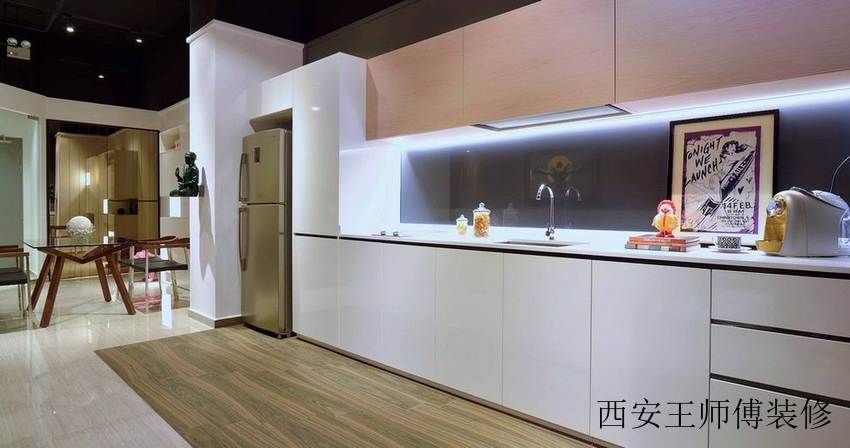 时尚现代厨房装修欣赏图