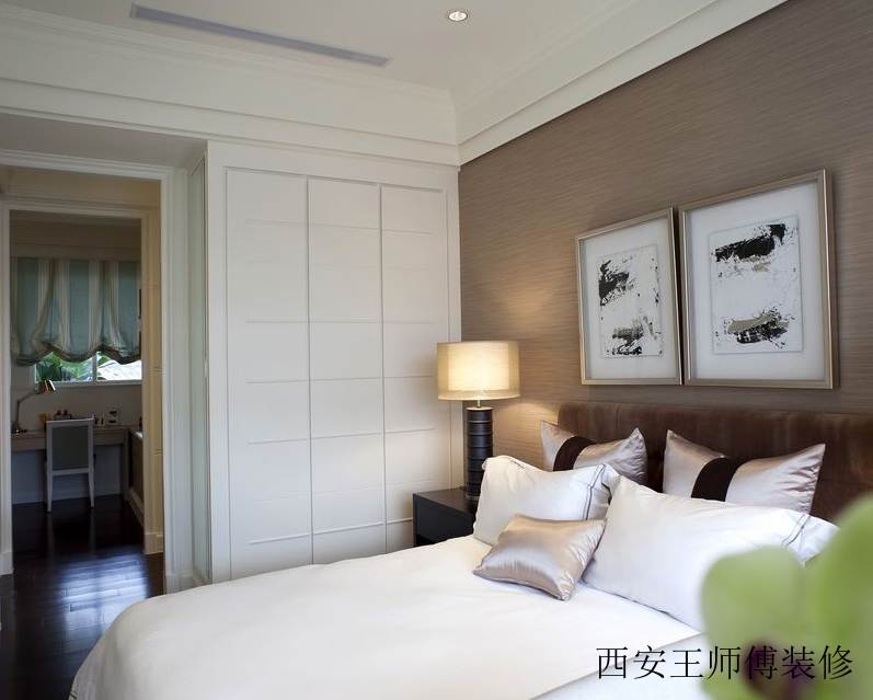 简洁纯净时尚现代公寓卧室床头壁画装饰图