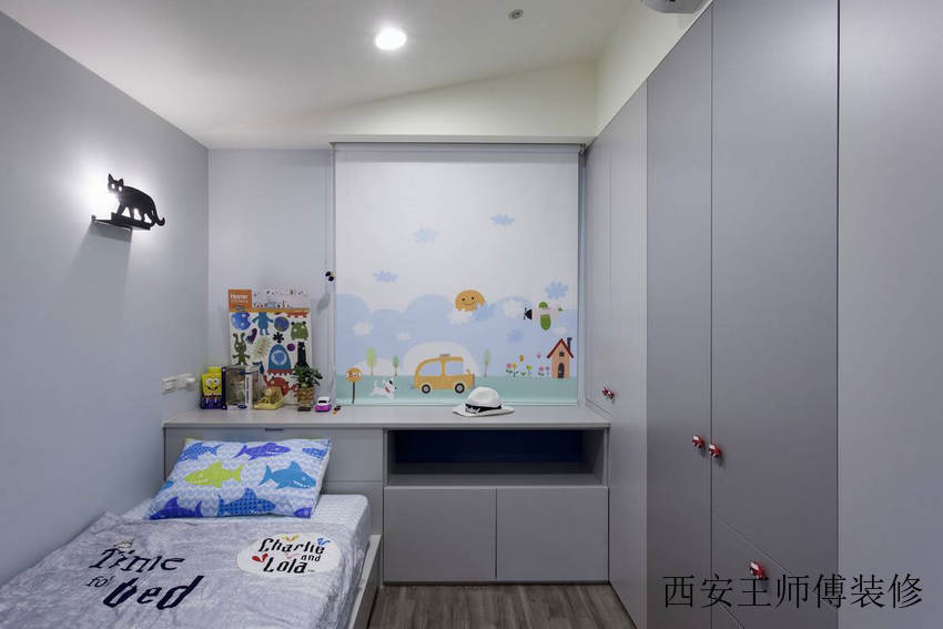 美式儿童房卡通卷帘装饰图